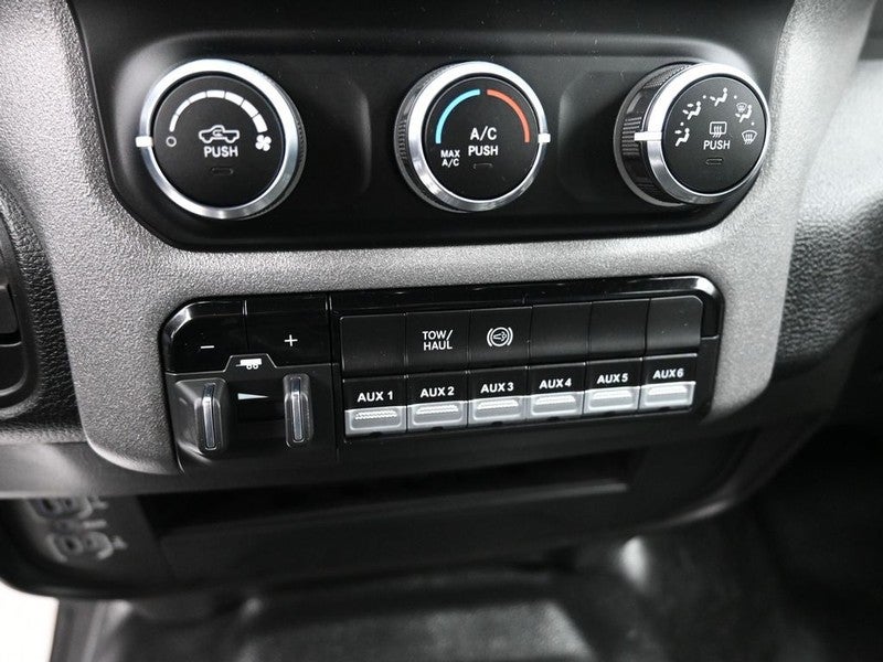 2024 RAM 3500 Chassis Cab Tradesman 2WD Crew Cab 60" CA 172.4" WB