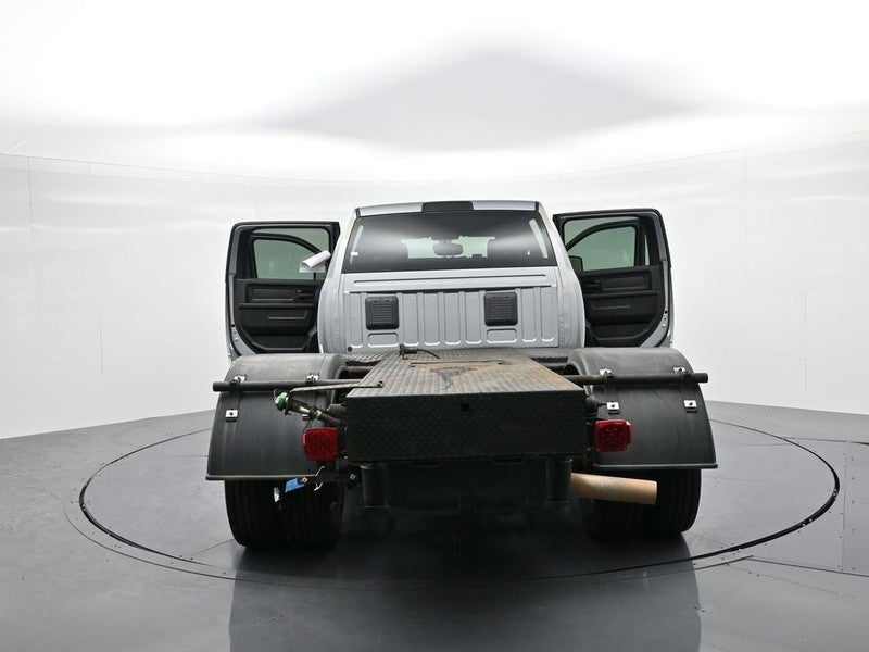 2024 RAM 3500 Chassis Cab Tradesman 2WD Crew Cab 60" CA 172.4" WB