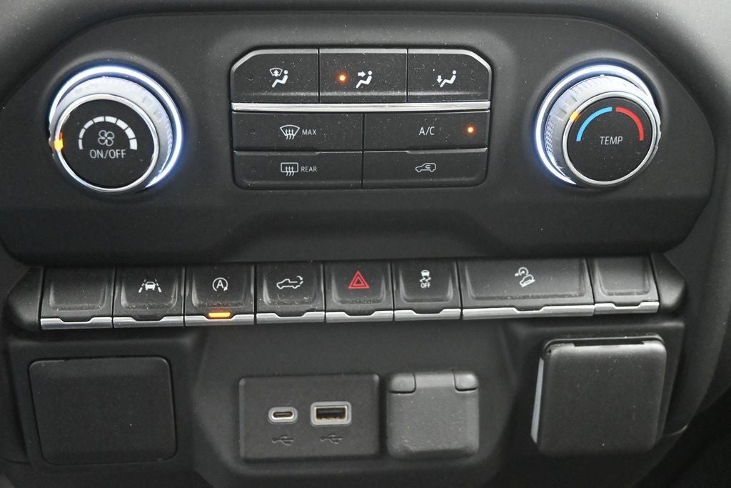 2023 Chevrolet Silverado 1500 4WD Crew Cab 147" Custom Trail Boss
