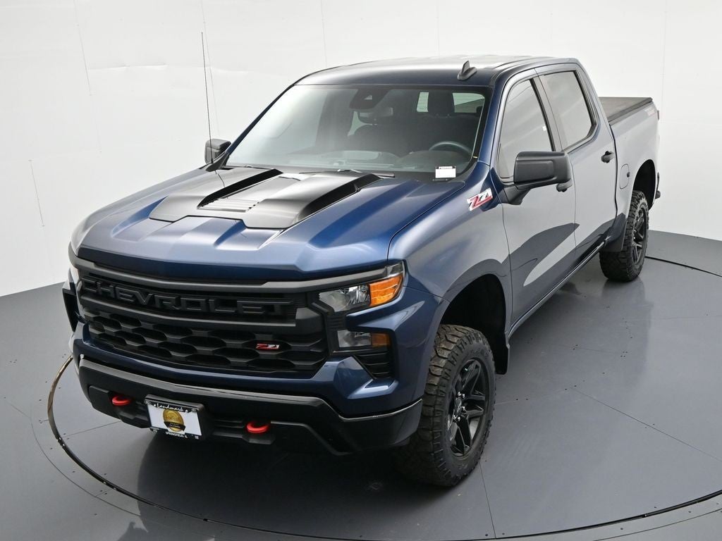2023 Chevrolet Silverado 1500 4WD Crew Cab 147" Custom Trail Boss