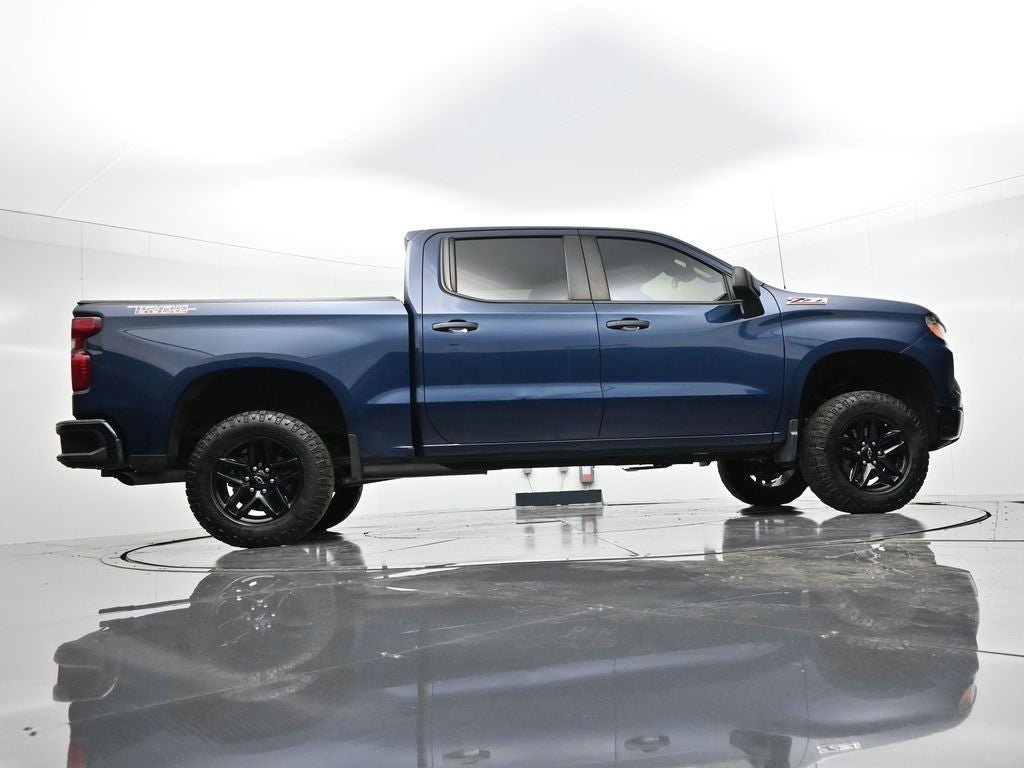 2023 Chevrolet Silverado 1500 4WD Crew Cab 147" Custom Trail Boss