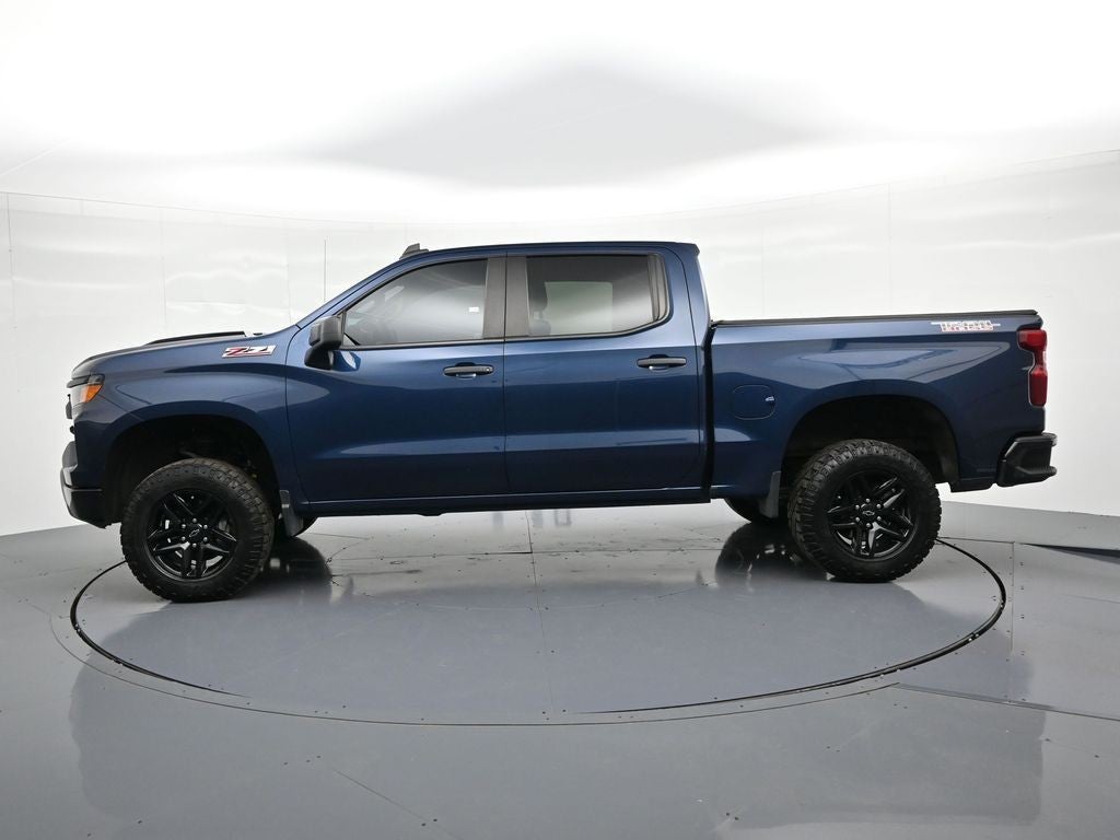 2023 Chevrolet Silverado 1500 4WD Crew Cab 147" Custom Trail Boss
