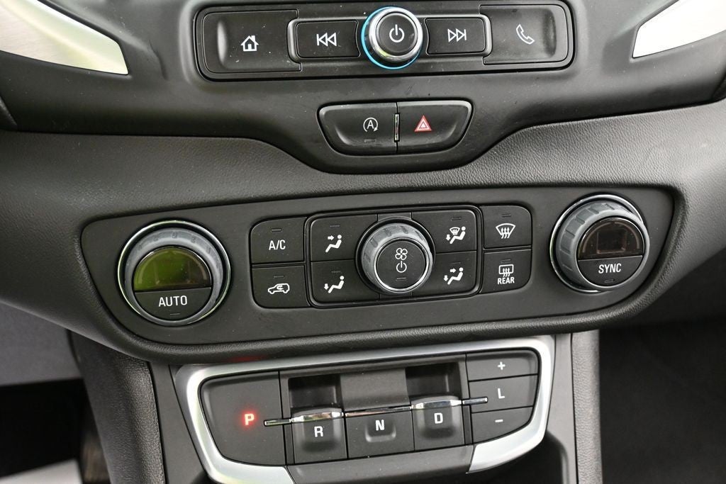 2022 GMC Terrain FWD 4dr SLE