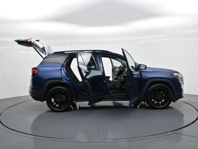 2022 GMC Terrain FWD 4dr SLE