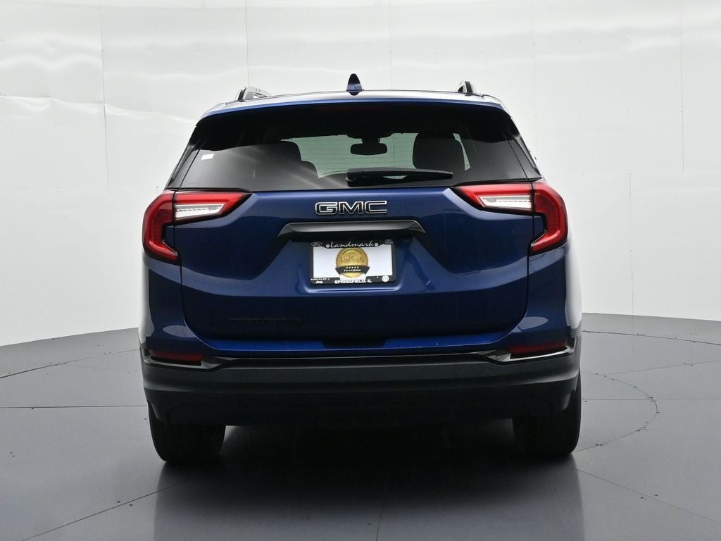 2022 GMC Terrain FWD 4dr SLE