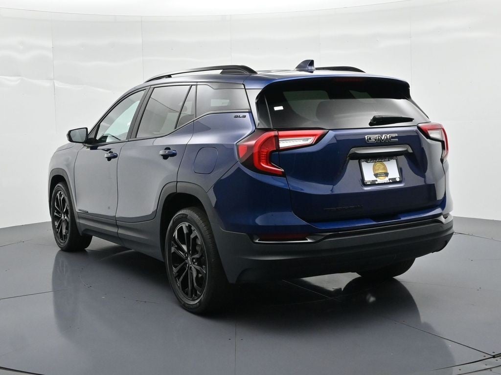 2022 GMC Terrain FWD 4dr SLE