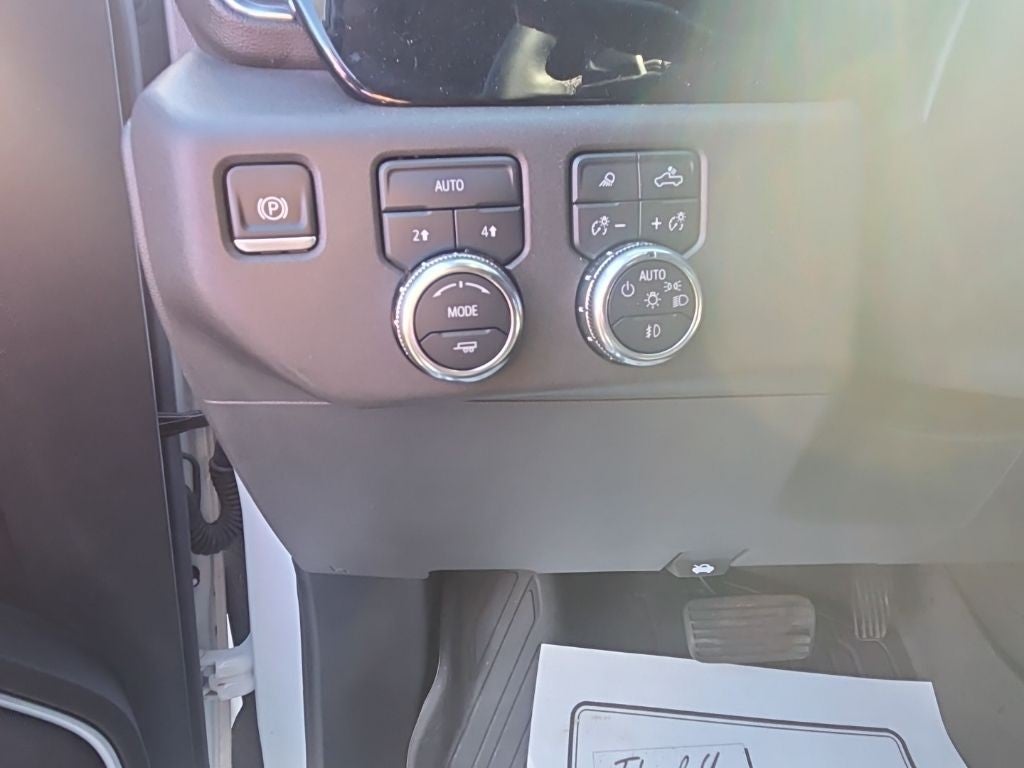 2025 GMC Sierra 1500 4WD Crew Cab 147" SLT