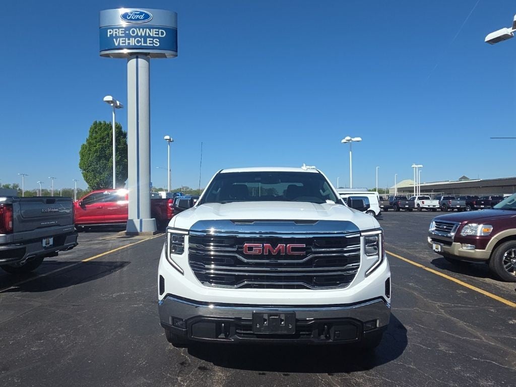 2025 GMC Sierra 1500 4WD Crew Cab 147" SLT