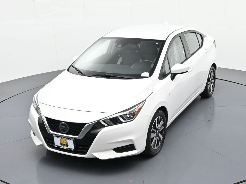 2022 Nissan Versa SV CVT