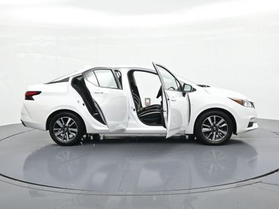 2022 Nissan Versa SV CVT