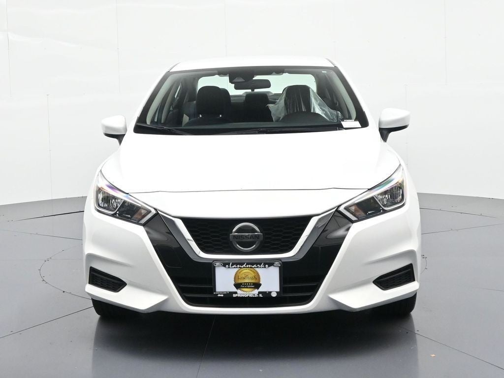 2022 Nissan Versa SV CVT