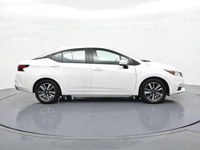 2022 Nissan Versa SV CVT