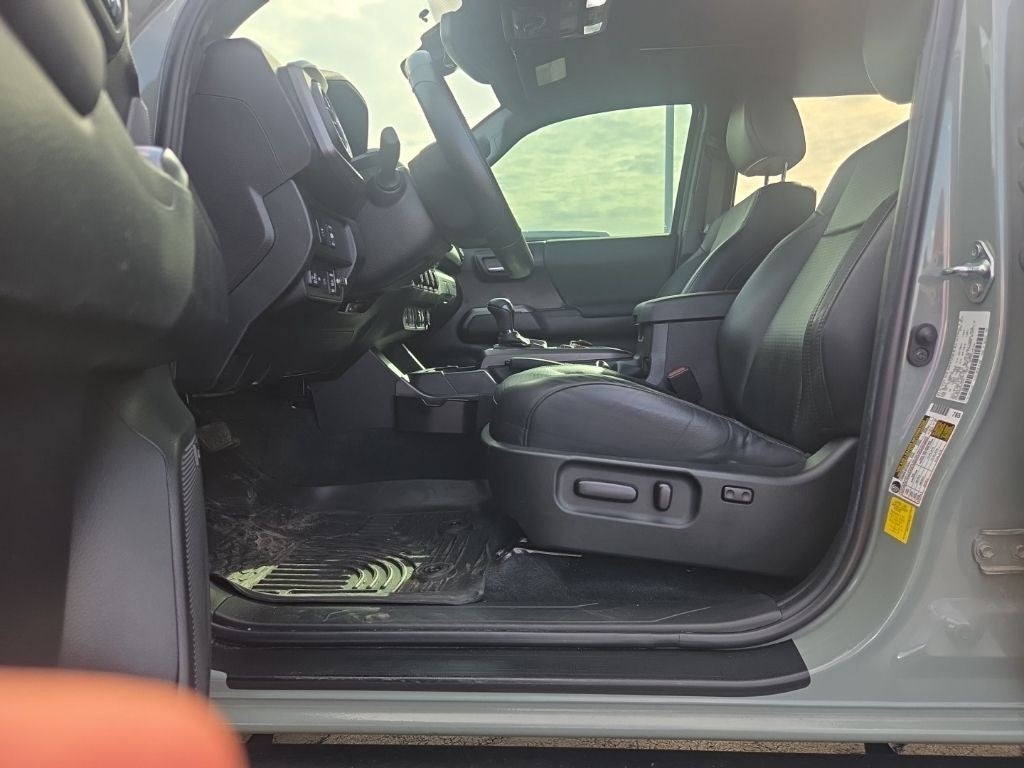 2023 Toyota Tacoma 4WD TRD Off-Road V6