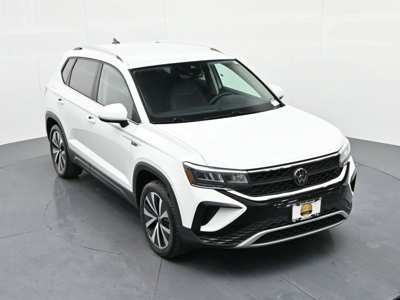 2023 Volkswagen Taos SE 4MOTION