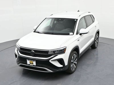 2023 Volkswagen Taos SE 4MOTION