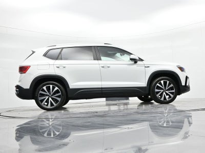 2023 Volkswagen Taos SE 4MOTION