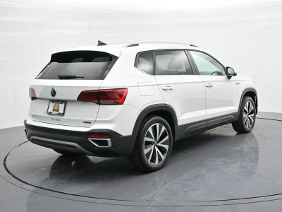 2023 Volkswagen Taos SE 4MOTION