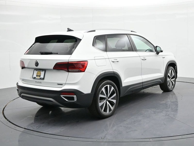 2023 Volkswagen Taos SE 4MOTION