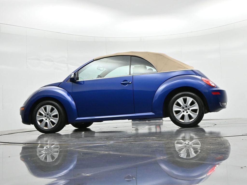 2008 Volkswagen Beetle Convertible 2.5L Black Tie Edition