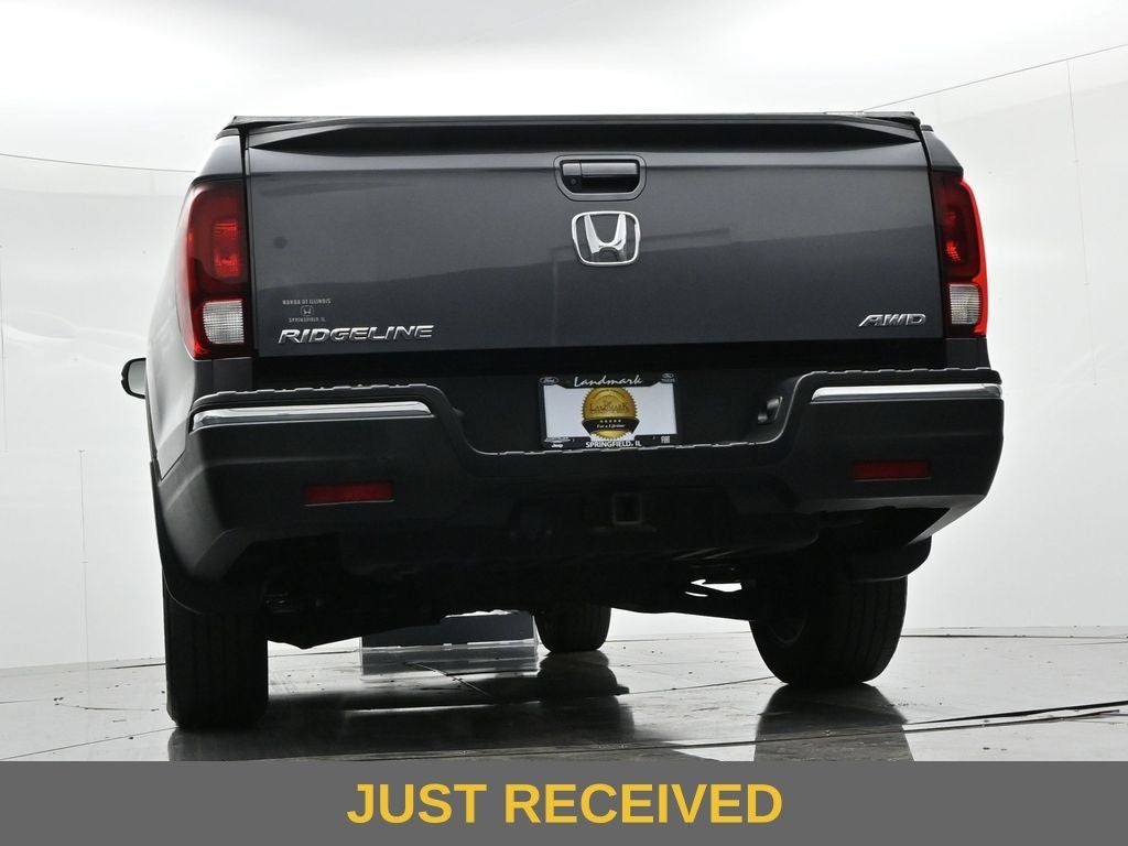 2017 Honda Ridgeline RTL-T 4x4 Crew Cab 5.3' Bed