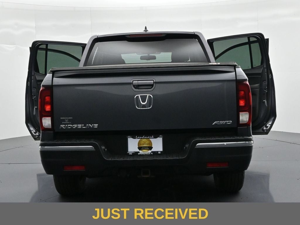 2017 Honda Ridgeline RTL-T 4x4 Crew Cab 5.3' Bed