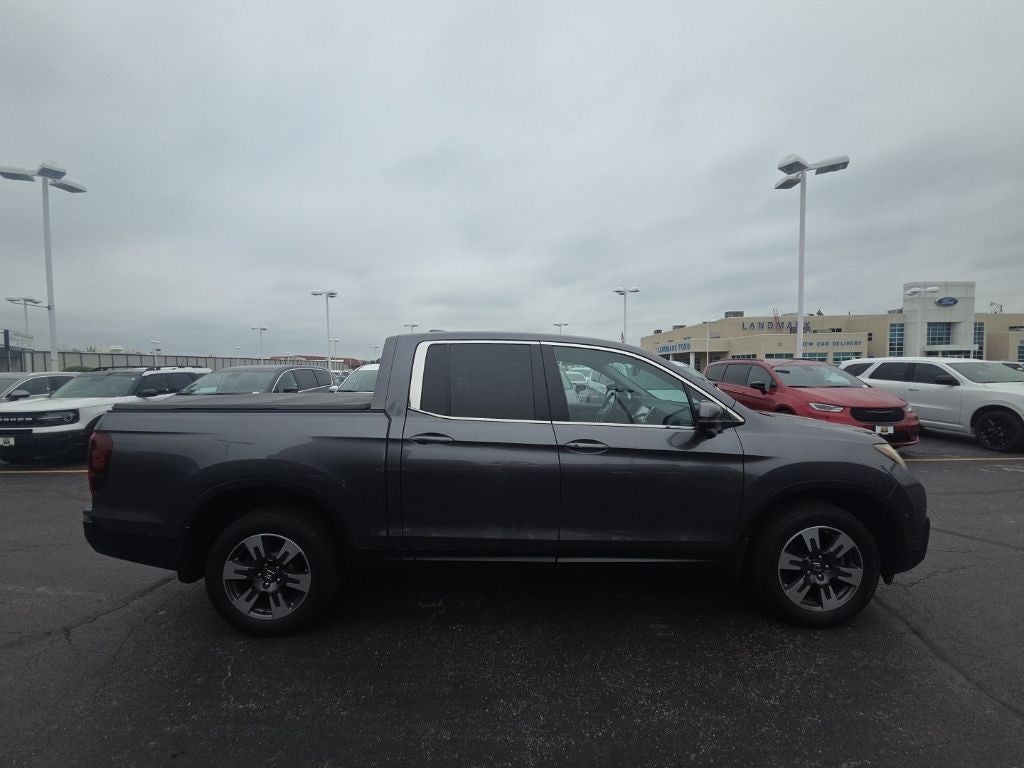 2017 Honda Ridgeline RTL-T 4x4 Crew Cab 5.3' Bed