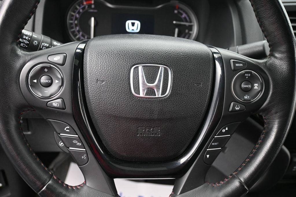2017 Honda Ridgeline Black Edition 4x4 Crew Cab 5.3' Bed