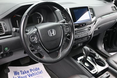 2017 Honda Ridgeline Black Edition 4x4 Crew Cab 5.3' Bed