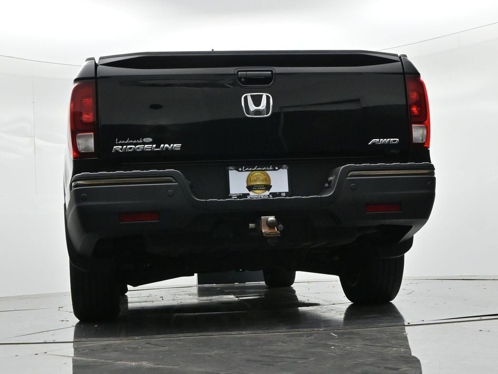 2017 Honda Ridgeline Black Edition 4x4 Crew Cab 5.3' Bed