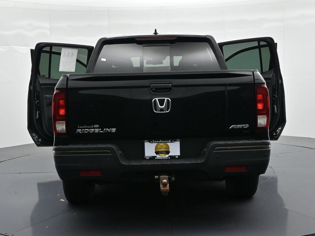 2017 Honda Ridgeline Black Edition 4x4 Crew Cab 5.3' Bed