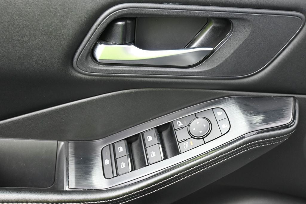 2024 Nissan Rogue FWD SV