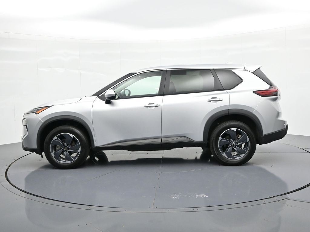 2024 Nissan Rogue FWD SV