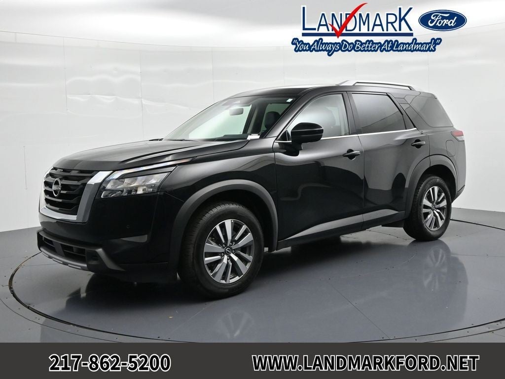 2025 Nissan Pathfinder SL 2WD