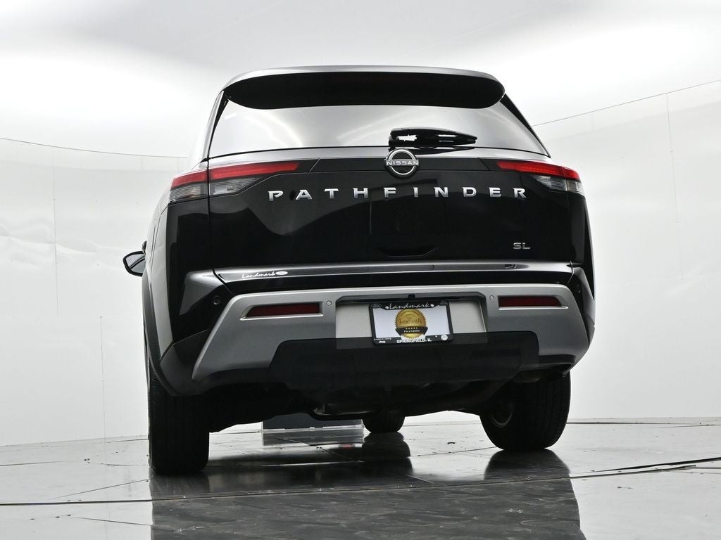 2025 Nissan Pathfinder SL 2WD