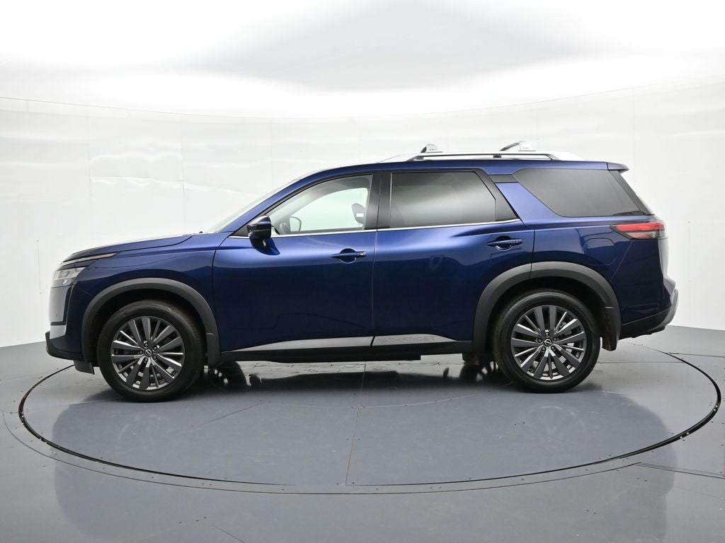 2024 Nissan Pathfinder SL 2WD