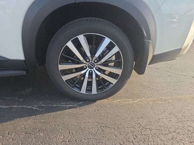 2024 Nissan Pathfinder Platinum 4WD