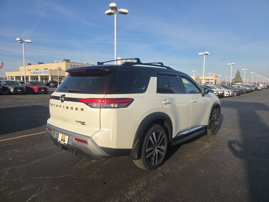 2024 Nissan Pathfinder Platinum 4WD