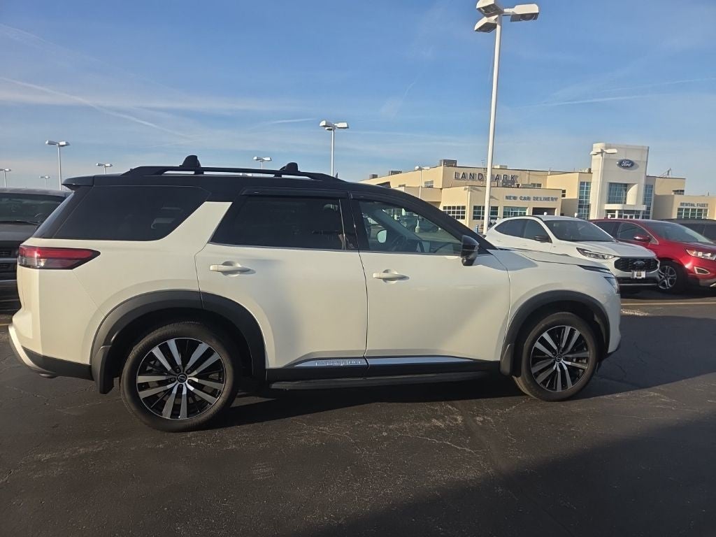 2024 Nissan Pathfinder Platinum 4WD