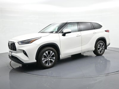 2021 Toyota Highlander XLE AWD