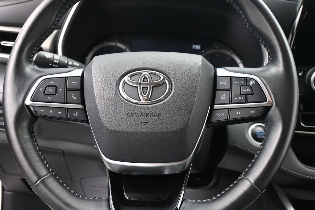 2021 Toyota Highlander XLE AWD