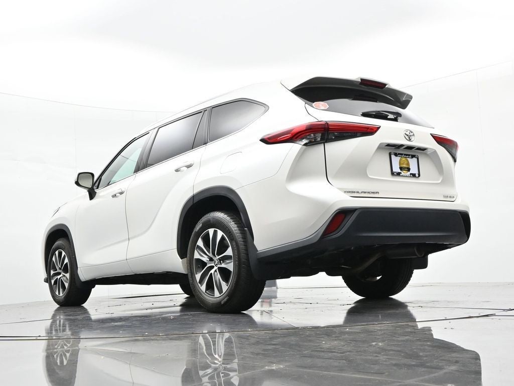 2021 Toyota Highlander XLE AWD