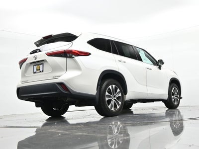 2021 Toyota Highlander XLE AWD