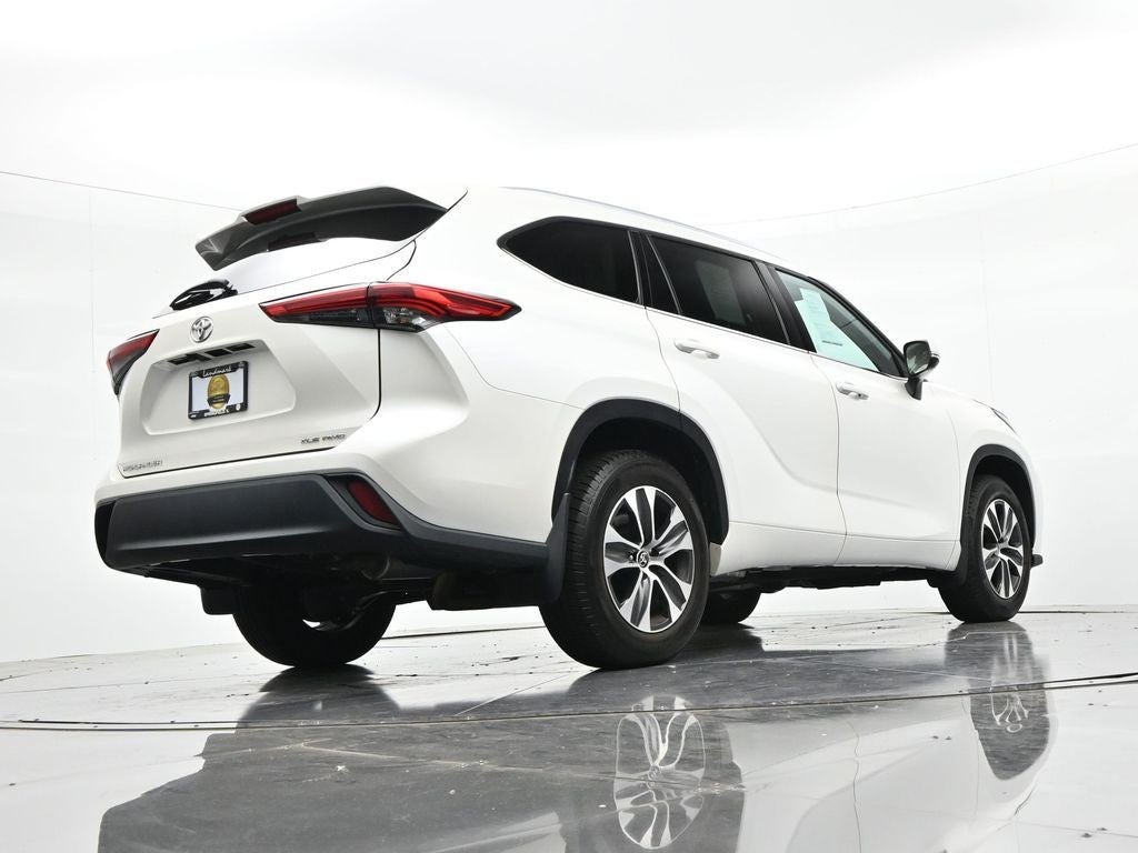 2021 Toyota Highlander XLE AWD