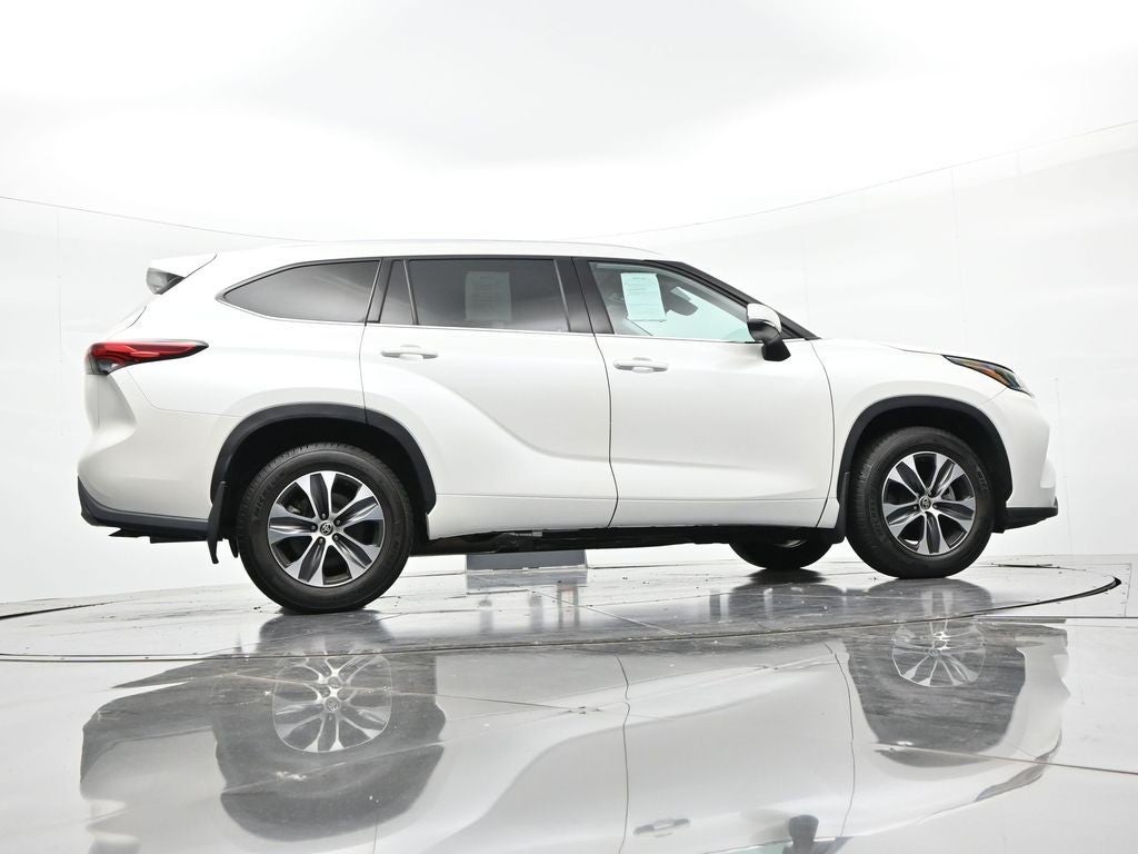 2021 Toyota Highlander XLE AWD