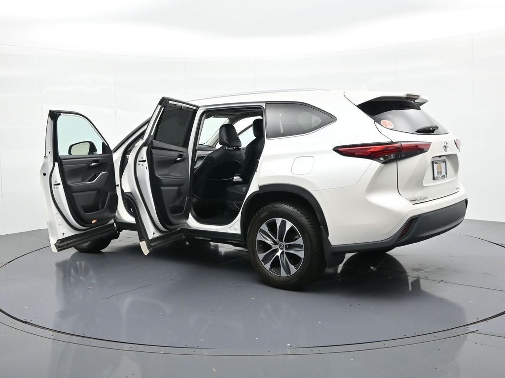 2021 Toyota Highlander XLE AWD