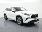 2021 Toyota Highlander XLE AWD