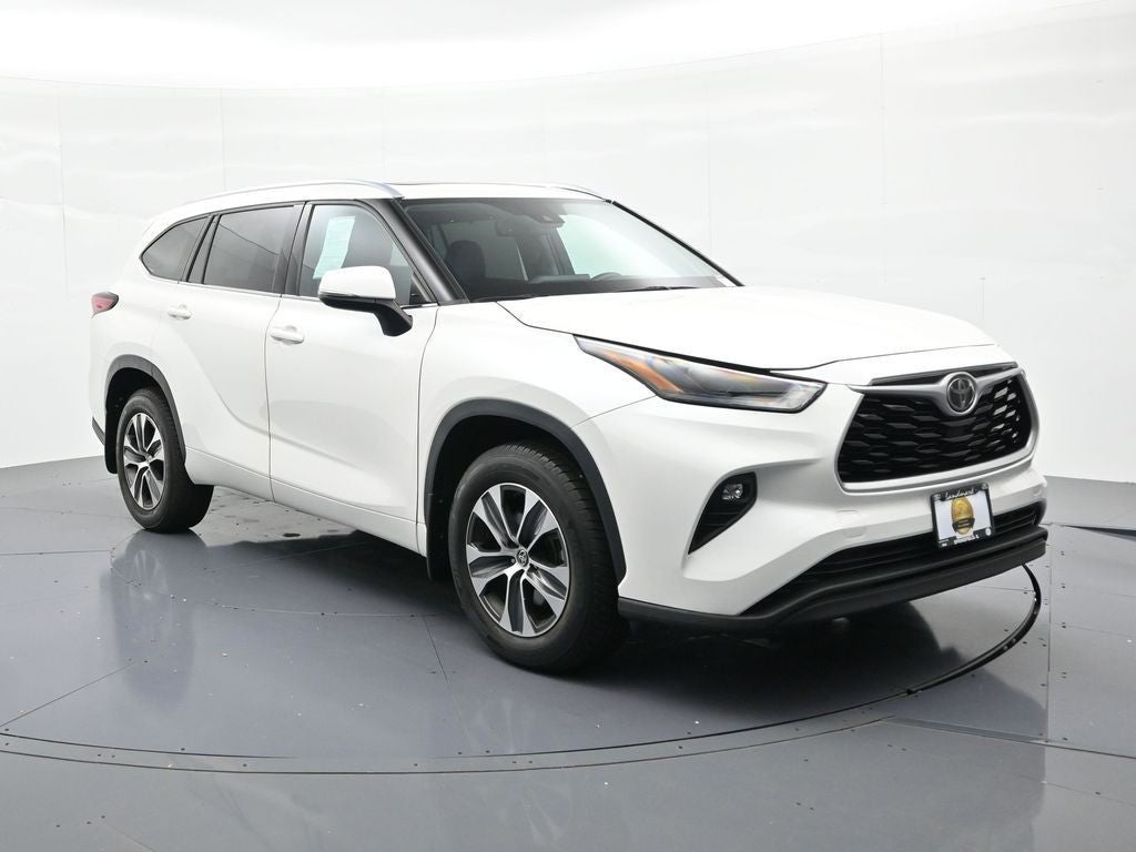2021 Toyota Highlander XLE AWD