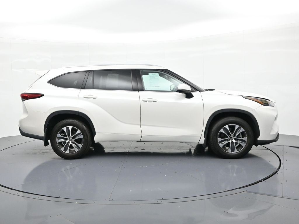 2021 Toyota Highlander XLE AWD