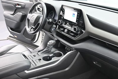 2021 Toyota Highlander XLE AWD