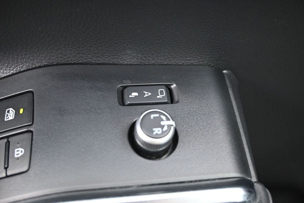 2023 Toyota Highlander Limited AWD (Natl)